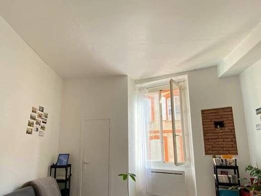 Appartement à louer - logement étudiant 750 € 1 pièce 35 m² Étage 1/3 Toulouse 31000