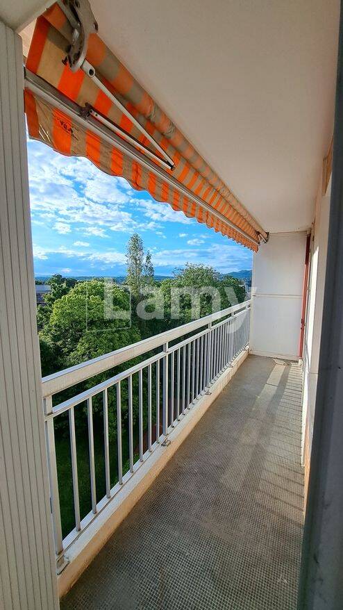 Appartement 5 pièces 142 m² · à Lyon 5ème Arrondissement · 141,6 m² · 1 490 €