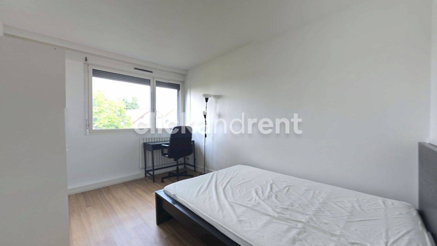 Appartement 5 pièces 56 m² · à Massy · 55,5 m² · 560 €