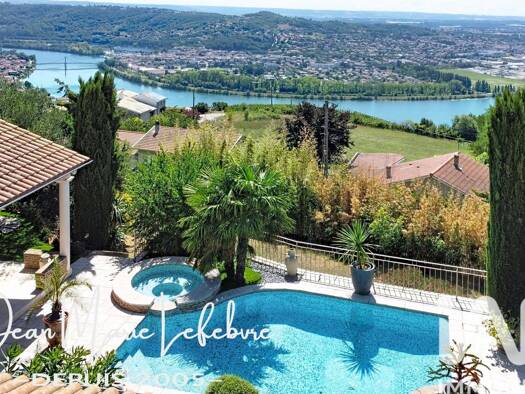 Maison à vendre 795 000 € 5 pièces 3 chambres 175 m² 1 625 m² de terrain Condrieu 69420