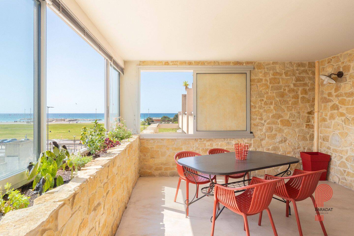 Appartement 3 pièces 115 m² · à Marseille 8ème Arrondissement · 115 m² · 495 000 €