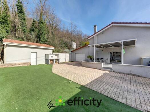 Maison à vendre 389 000 € 5 pièces 4 chambres 125 m² 348 m² de terrain Pusignan 69330