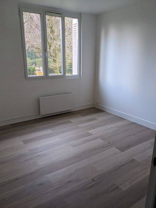 Appartement 1 pièce 26 m² · à Claix · 26 m² · 500 €