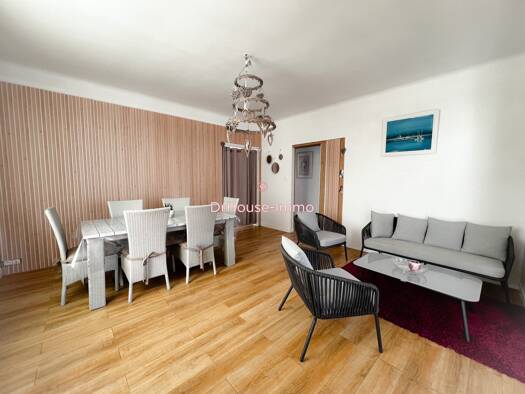 Maison de plain-pied à vendre 219 900 € 5 pièces 3 chambres 110,9 m² 513 m² de terrain Nord Est Luçon 85400