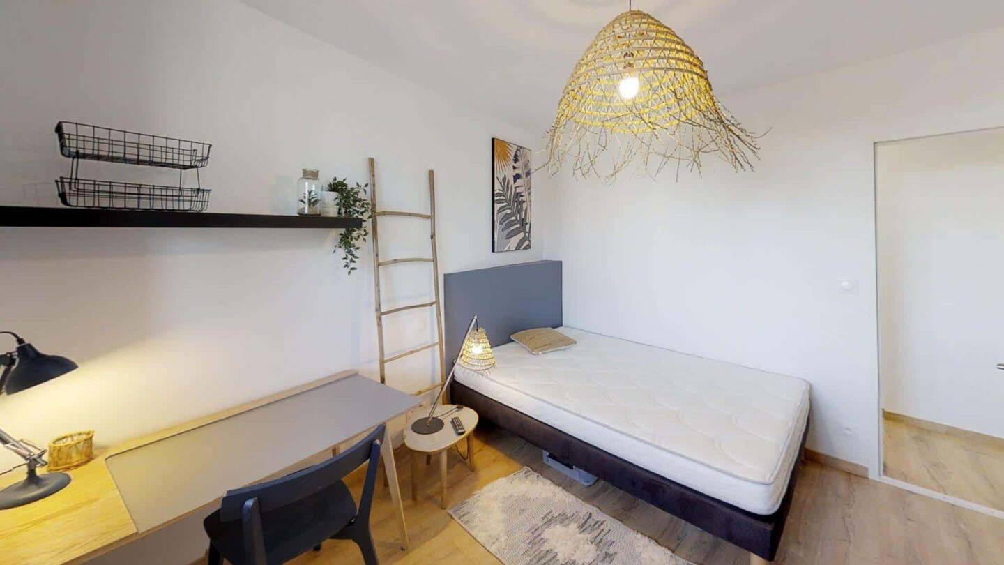 1 pièce 15 m² · à Toulouse · 15 m² · 470 €