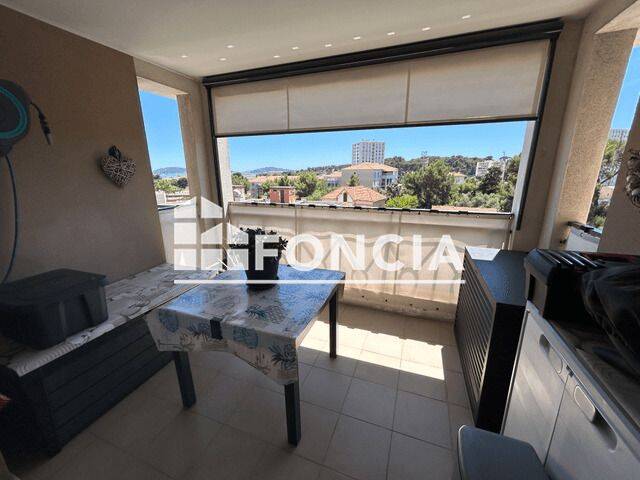 Appartement 3 pièces 54 m² · à Toulon · 53,6 m² · 990 €