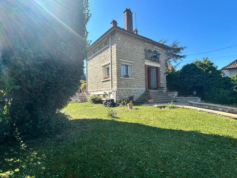 Maison à vendre 770 000 € 6 pièces 4 chambres 138 m² 568 m² de terrain Le Petit Lac Saint-Gratien 95210