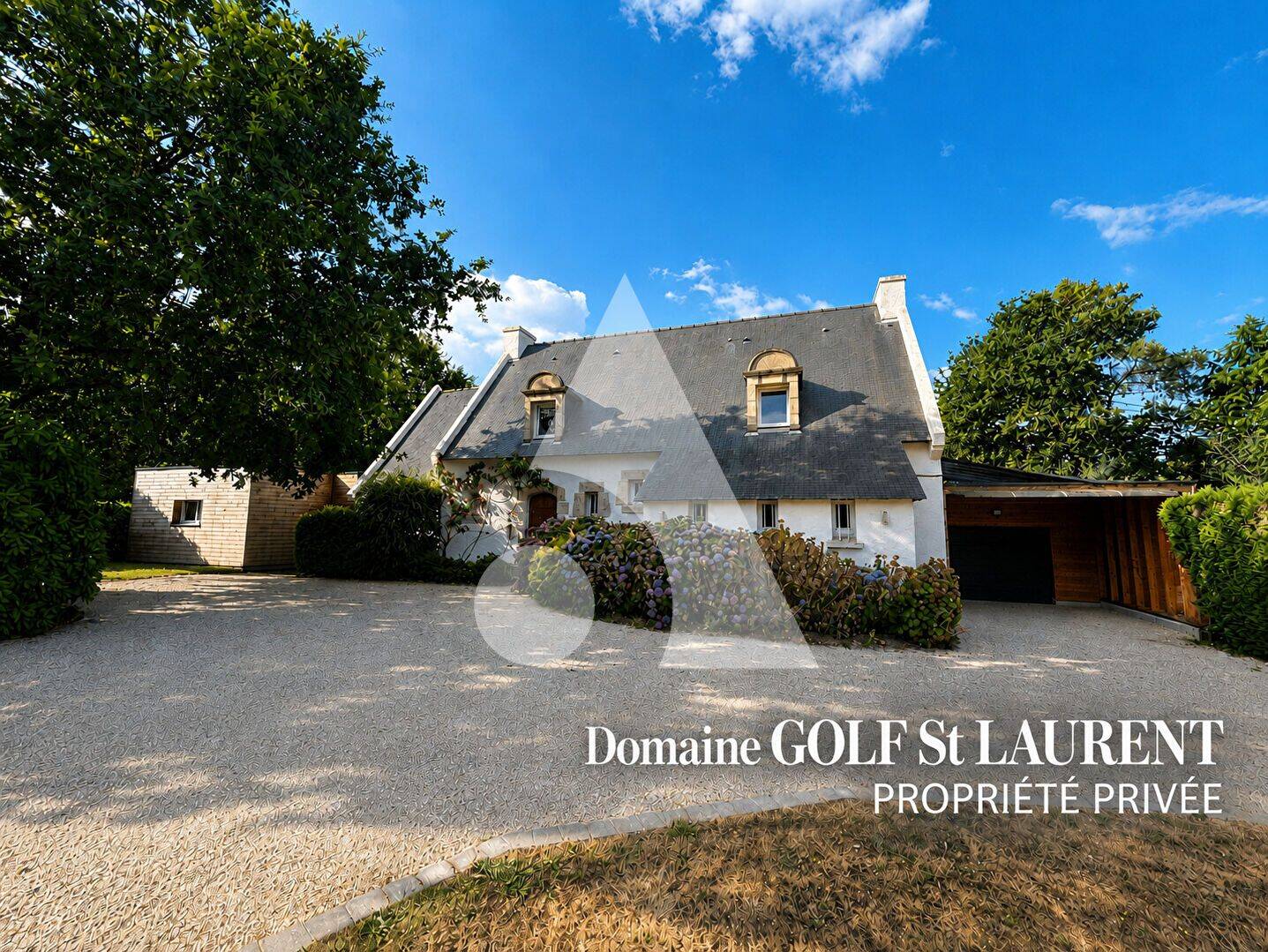 Maison 9 pièces 230 m² · à Ploemel · 230 m² · 997 500 €