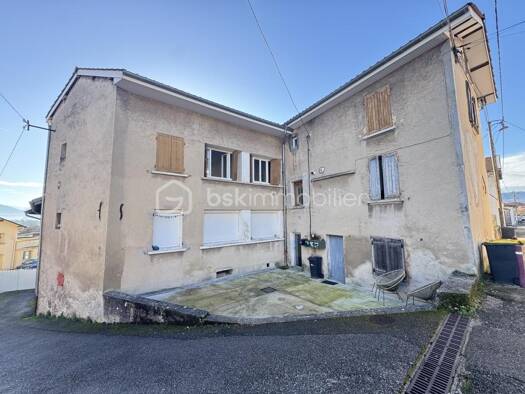 Appartement à vendre 107 000 € 3 pièces 2 chambres 47 m² Étage 2/2 Centre-Trois Fontaines Rives 38140