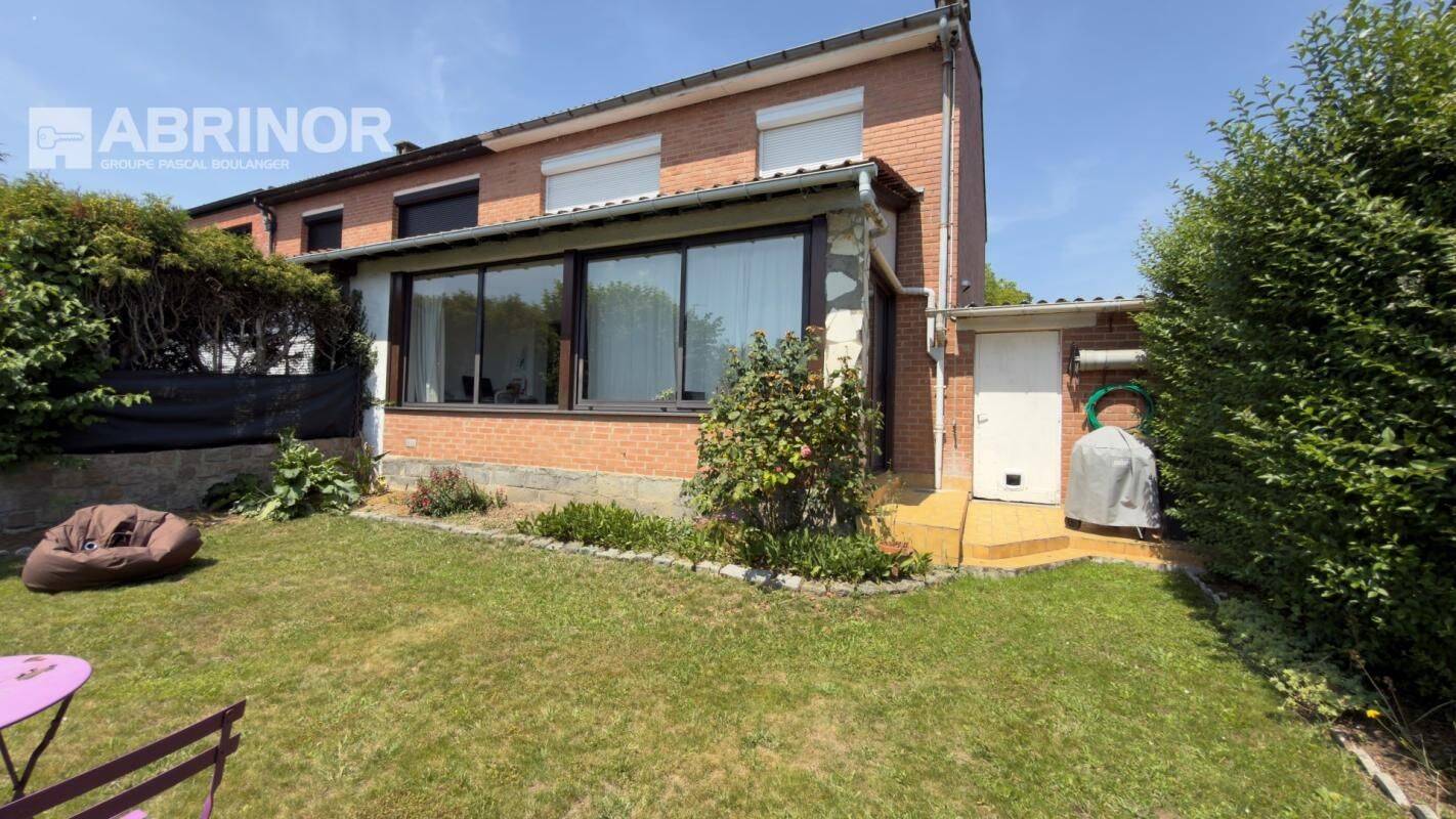 Maison 4 pièces 104 m² · à Lille · 104 m² · 351 000 €