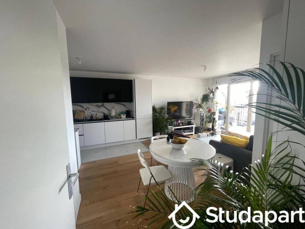 Appartement 1 pièce 9 m² · à Champigny-sur-Marne · 9 m² · 590 €