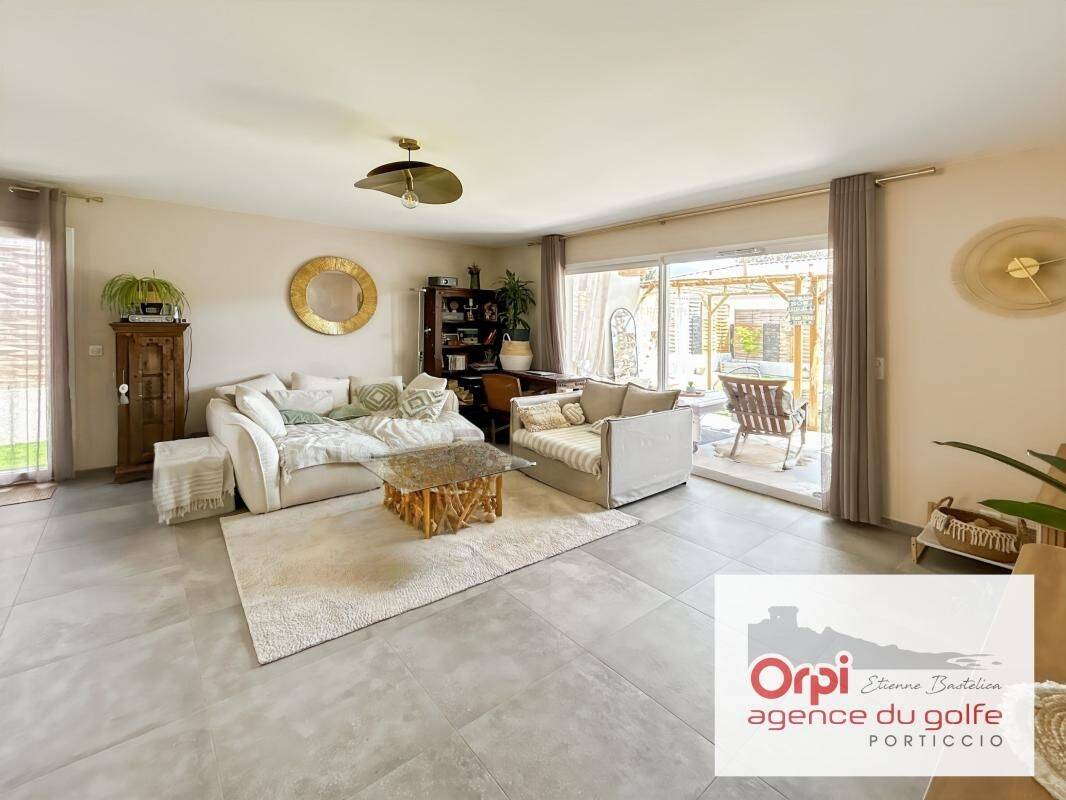 Maison 3 pièces 80 m² · à Eccica-Suarella · 80 m² · 425 000 €