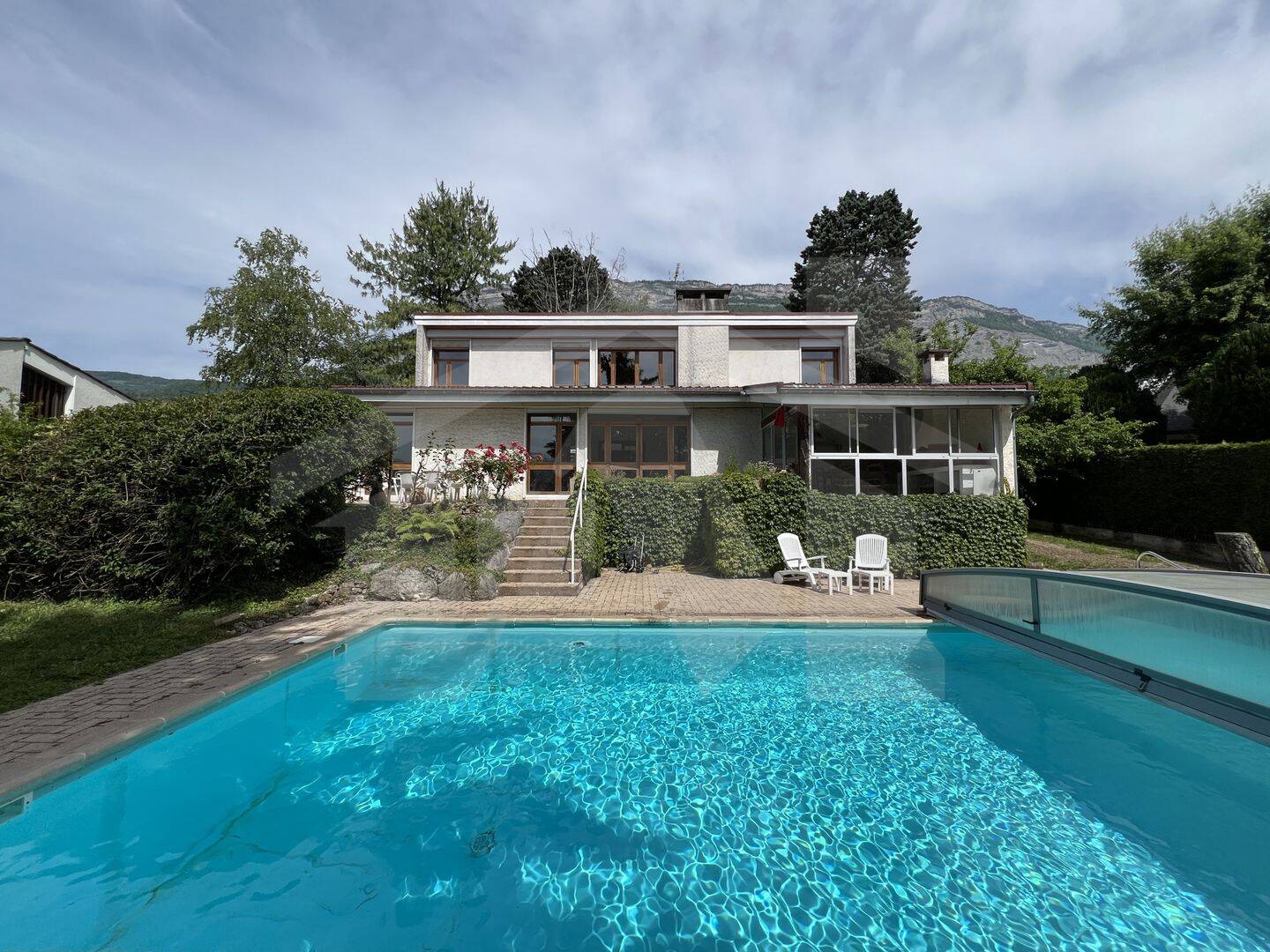 Maison 6 pièces 170 m² · à Meylan · 170 m² · 698 000 €