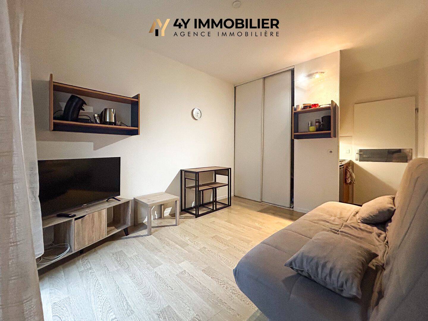 Appartement 1 pièce 20 m² · à Fontaine · 19,8 m² · 54 000 €