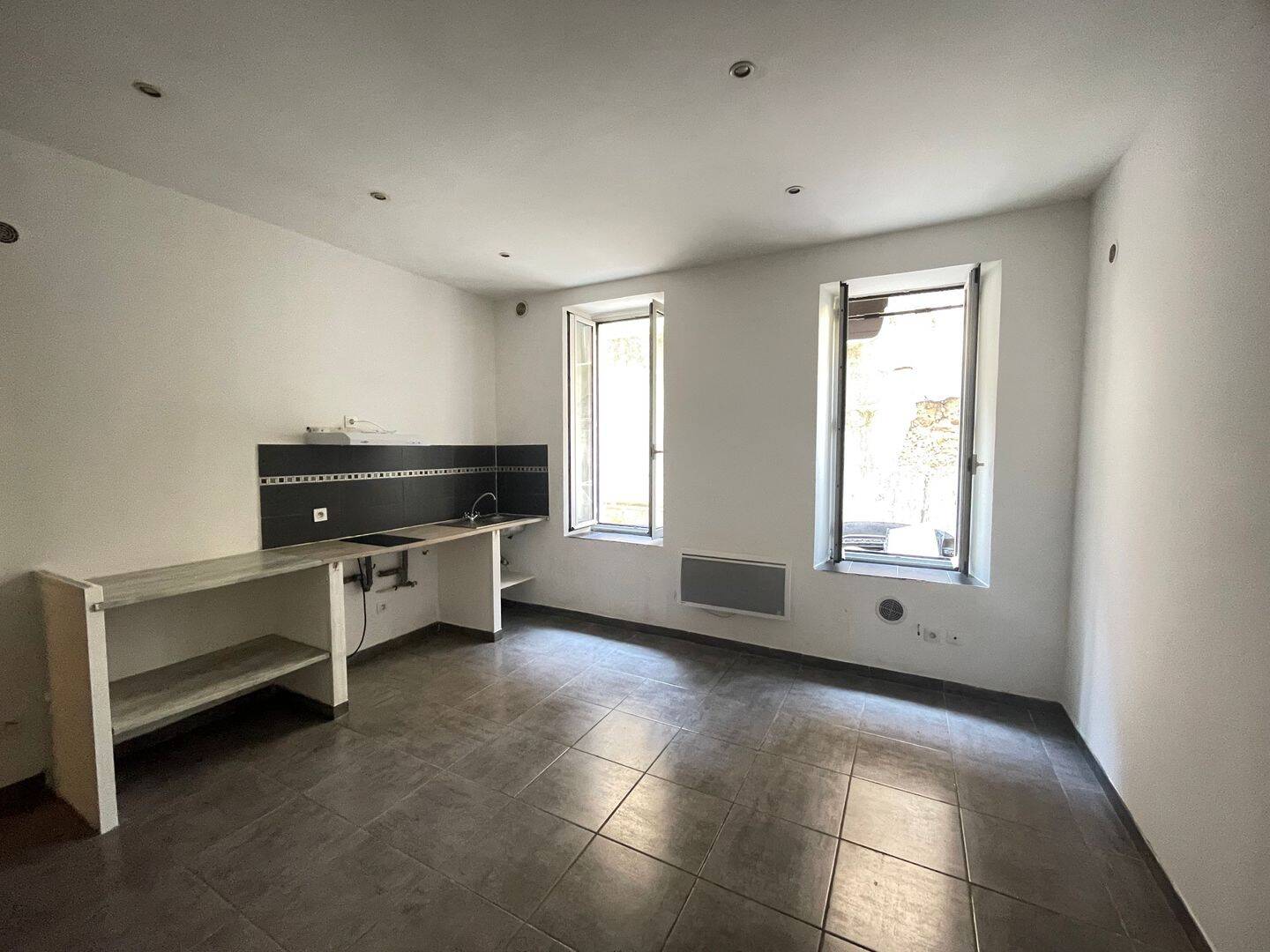 Appartement 1 pièce 27 m² · à Marseille 3ème Arrondissement · 26,7 m² · 500 €