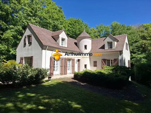 Maison à vendre 613 000 € 8 pièces 5 chambres 188 m² 2 740 m² de terrain Tigeaux 77163
