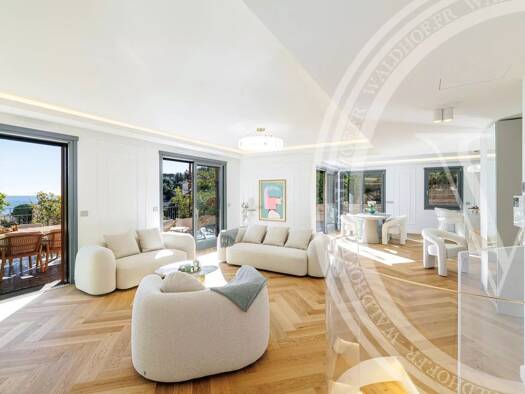 Duplex à vendre 2 995 000 € 5 pièces 4 chambres 187 m² Étage 1/8 Village-Cros de Caste-Coupiere-Mont Gros Roquebrune-Cap-Martin 06190