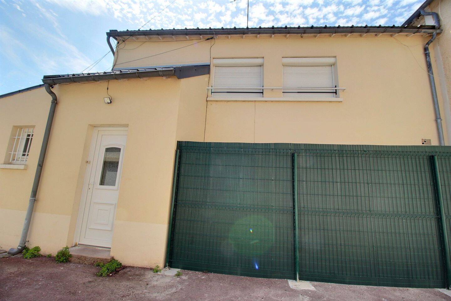Maison 3 pièces 60 m² · à Angerville · 59,9 m² · 740 €