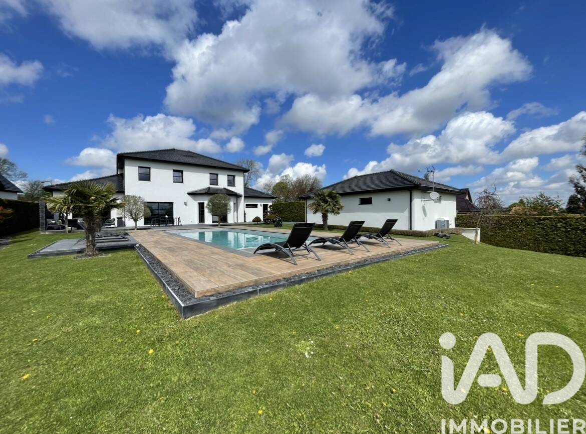 Maison 9 pièces 275 m² · à Bouvigny-Boyeffles · 275 m² · 1 150 000 €
