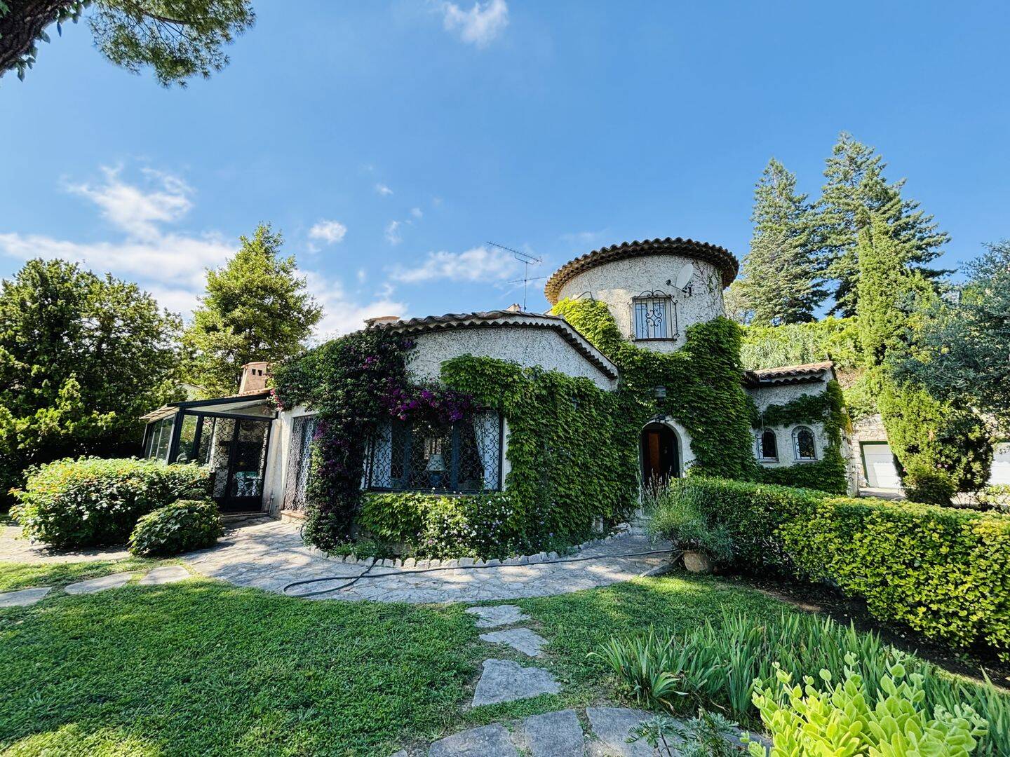 Maison 5 pièces 175 m² · à Vence · 175 m² · 1 150 000 €