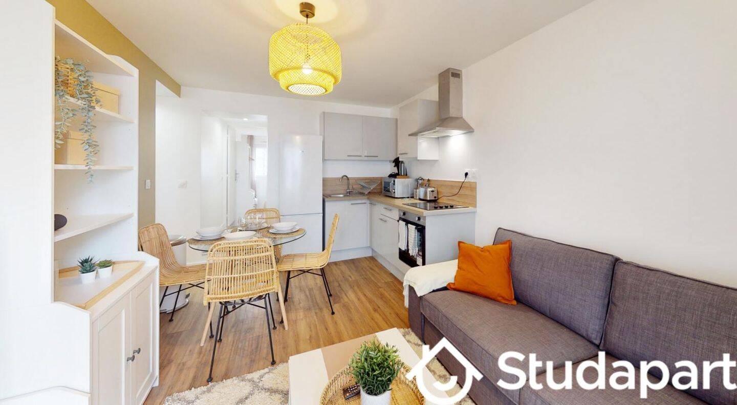 1 pièce 10 m² · à Rouen · 10 m² · 440 €