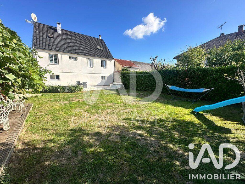 Maison 11 pièces 205 m² · à Chelles · 205 m² · 485 000 €