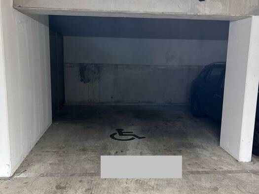 Parking à louer 90 € 17 m² La Justice Rosny-sous-Bois 93110