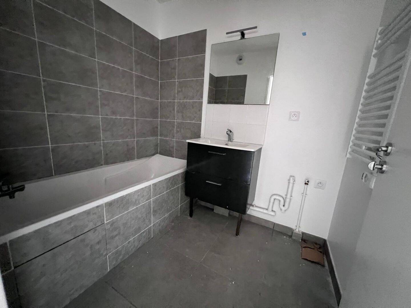 Appartement 4 pièces 68 m² · à Creil · 68 m² · 895 €