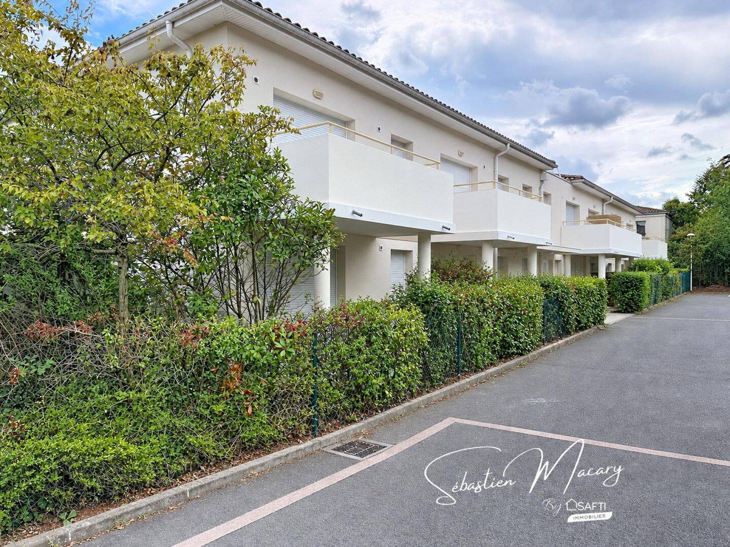 Appartement 2 pièces 43 m² · à Fargues-Saint-Hilaire · 43 m² · 143 000 €