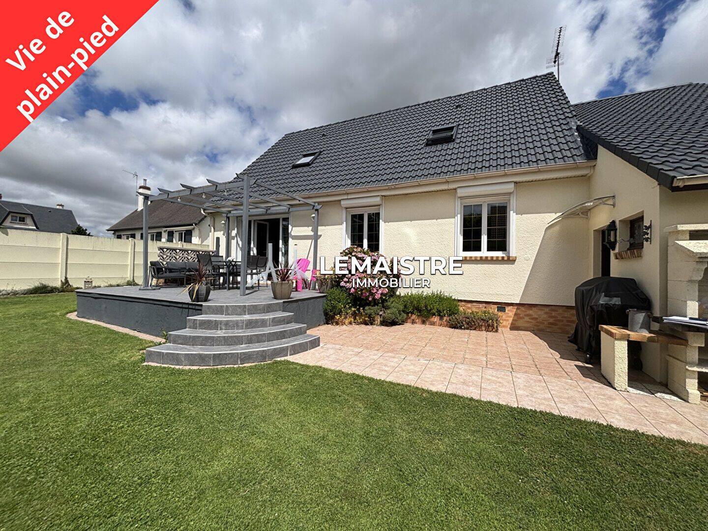 Maison 7 pièces 125 m² · à Saint-Laurent-de-Brèvedent · 125 m² · 310 000 €