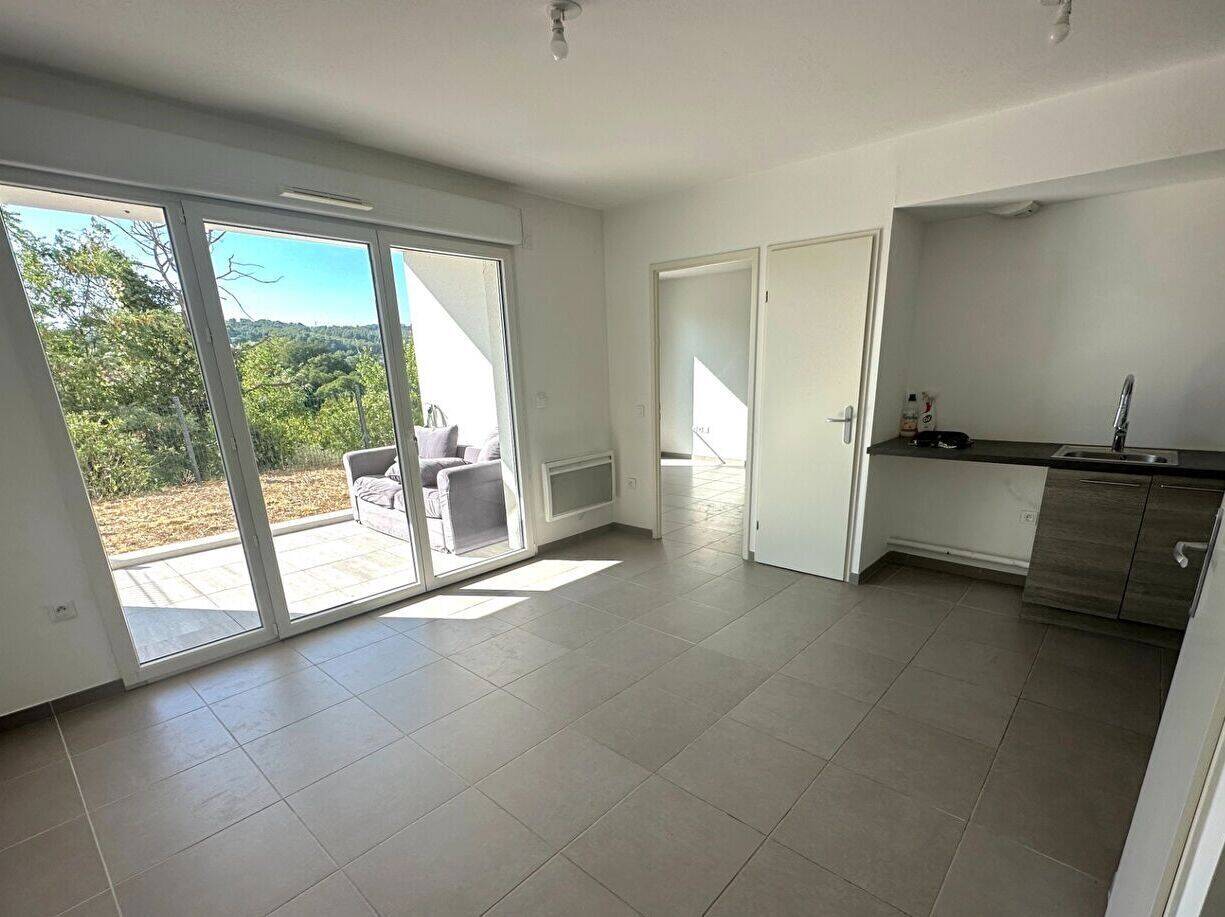 Appartement 2 pièces 38 m² · à Marseille 11ème Arrondissement · 38 m² · 730 €