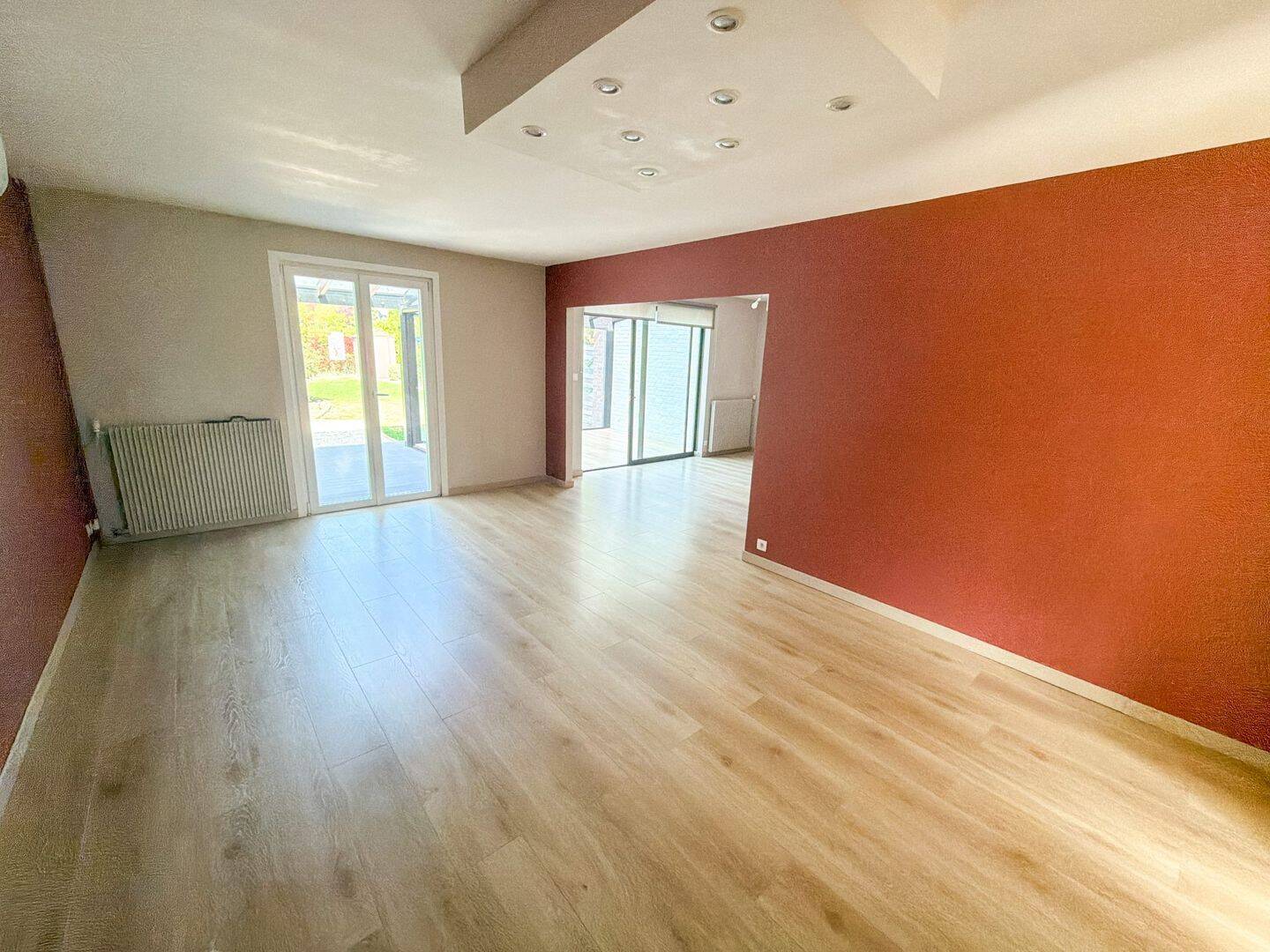 Maison 5 pièces 95 m² · à Chéreng · 95 m² · 425 000 €