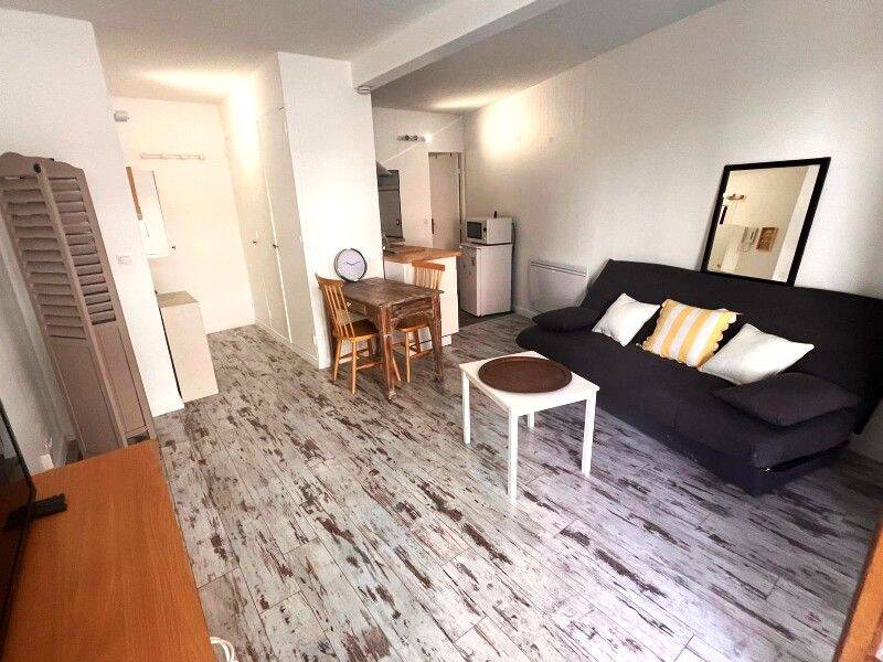 Appartement 1 pièce 25 m² · à Toulon · 25 m² · 650 €