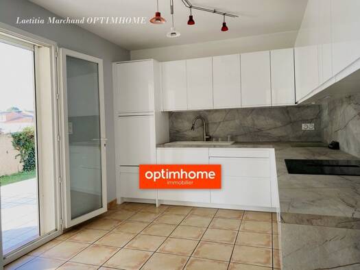 Maison de plain-pied à vendre 365 000 € 5 pièces 3 chambres 134 m² 730 m² de terrain Néfiach 66170