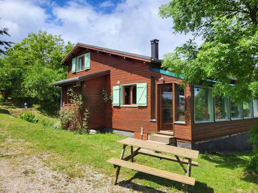 Maison à vendre 213 000 € 4 pièces 3 chambres 151 m² 14 000 m² de terrain Laprade 11390