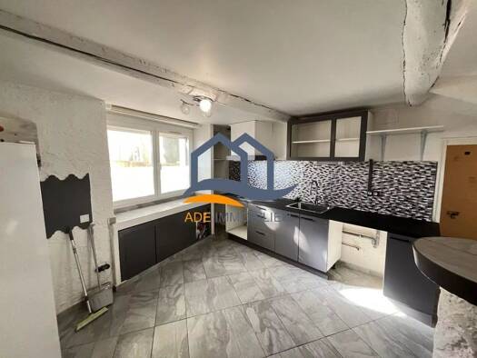 Appartement à vendre 189 000 € 4 pièces 2 chambres 72 m² RDC Éguilles 13510