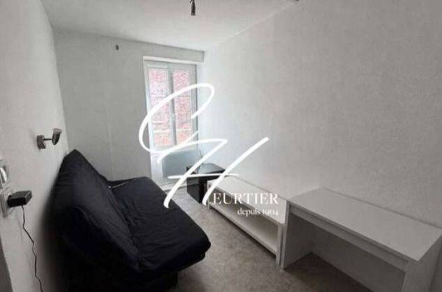 Appartement 1 pièce 16 m² · à Voiron · 16 m² · 325 €/mois