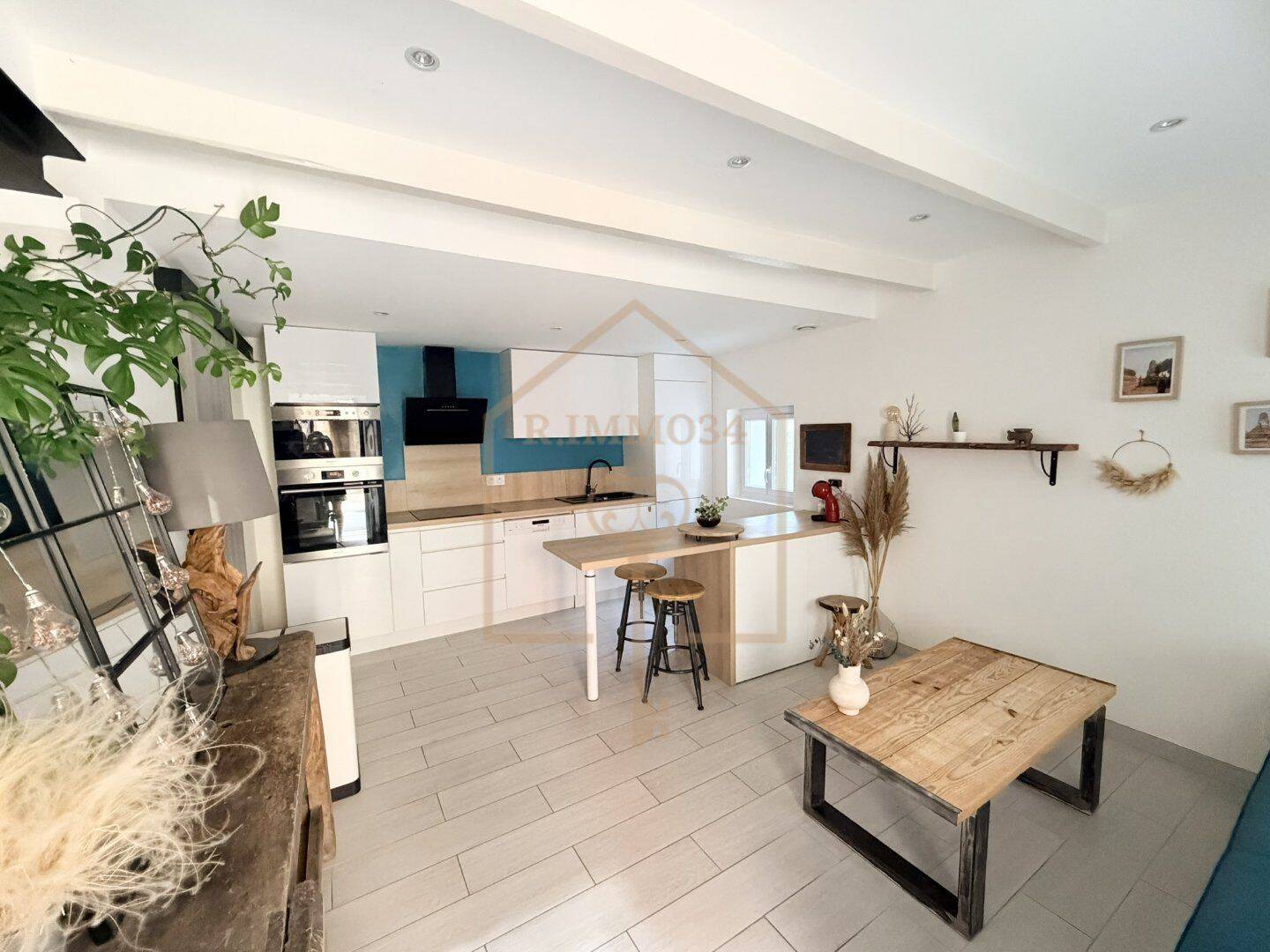 Maison 2 pièces 41 m² · à Saint-Thibéry · 41 m² · 750 €