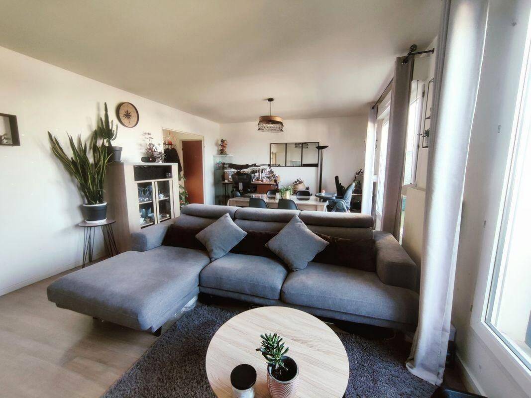Appartement 3 pièces 79 m² · à Reims · 79 m² · 730 €