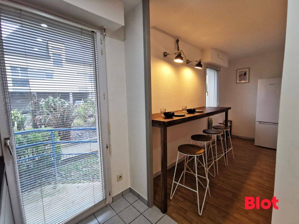 A LOUER / RENNES - LA MOTTE BRULON / T3 MEUBLÉ - 3 CHAMBRES - 10 — 2