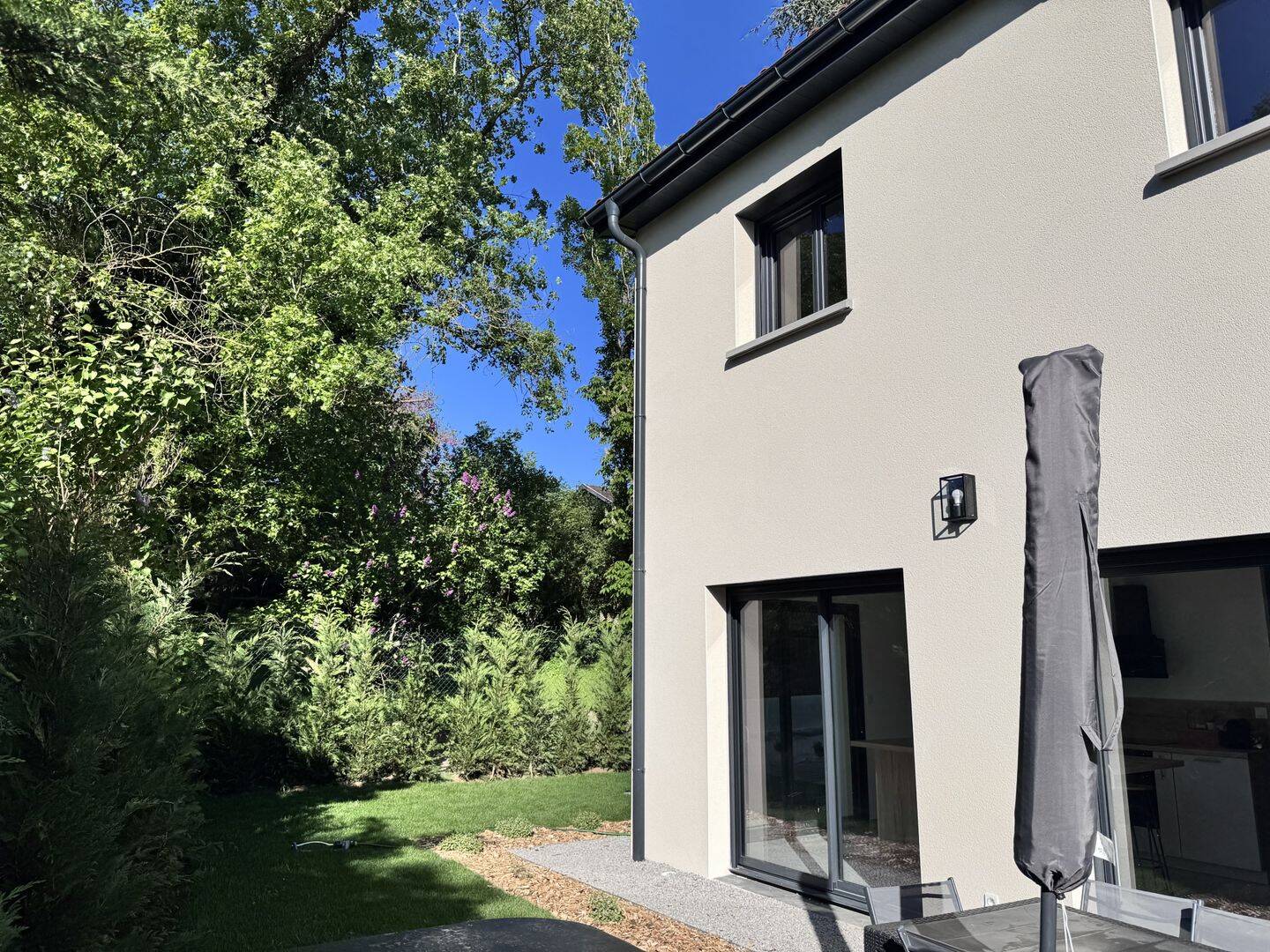 Maison 5 pièces 110 m² · à Brindas · 110 m² · 480 000 €