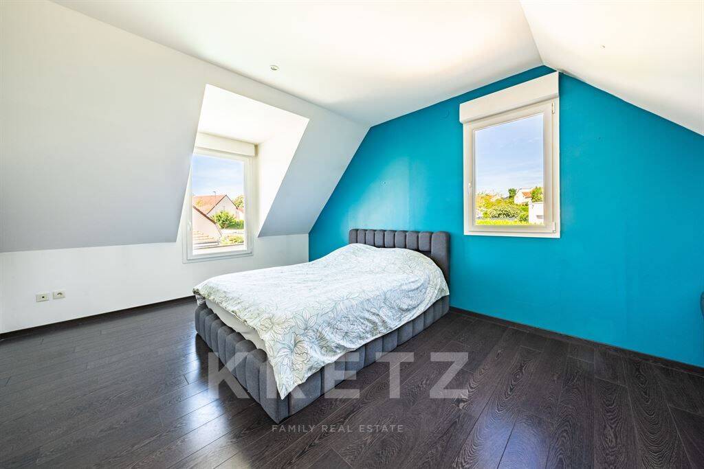 RARE SUR SECTEUR PRISE - CONTEMPORAINE FAMILIALE AVEC PISCINE - — 19
