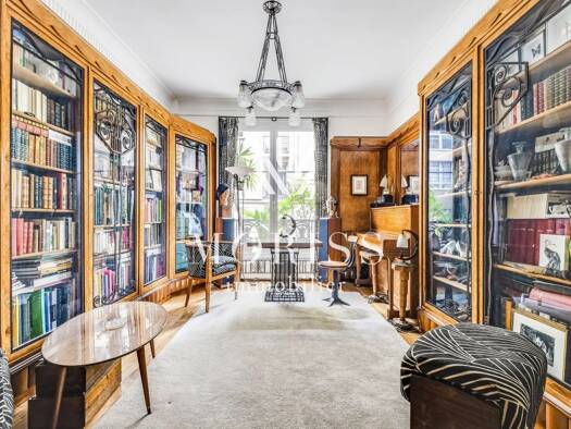 Appartement à vendre 635 000 € 3 pièces 2 chambres 69 m² Étage 1/7 Clignancourt-Jules Joffrin Paris 18ème arrondissement 75018