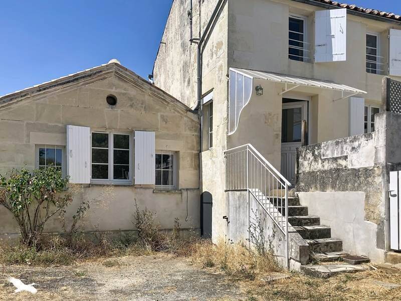Maison 3 pièces 79 m² · à Saint-Jean-d'Angély · 79 m² · 127 680 €