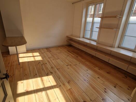 Appartement à louer 360 € 1 pièce 23,7 m² RDC/1 Fécamp 76400