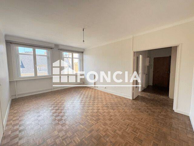 Appartement 2 pièces 55 m² · à Nantes · 54,5 m² · 820 €