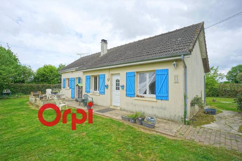 Maison à vendre 129 000 € 3 pièces 2 chambres 70 m² 1 149 m² de terrain Centre Ville Bernay 27300