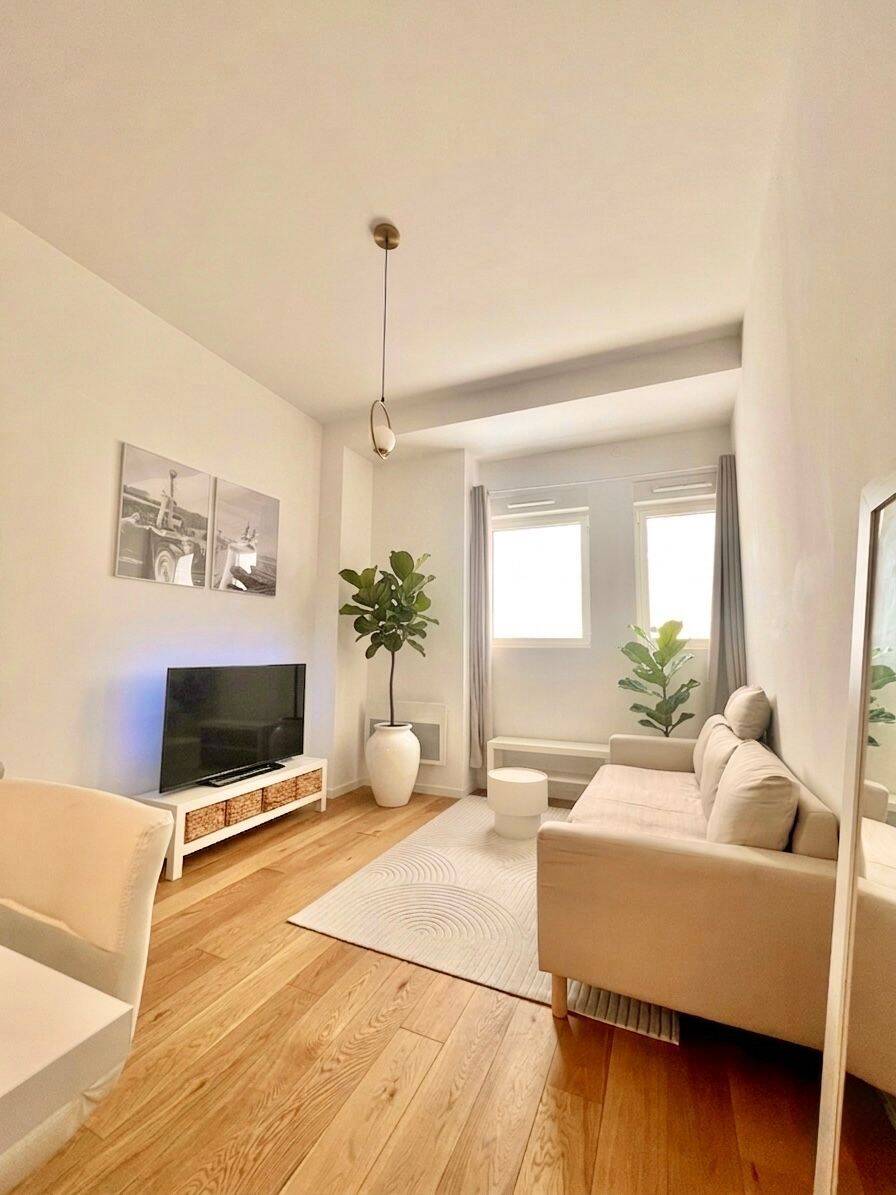 Appartement 2 pièces 30 m² · à Marseille 7ème Arrondissement · 30 m² · 850 €/mois