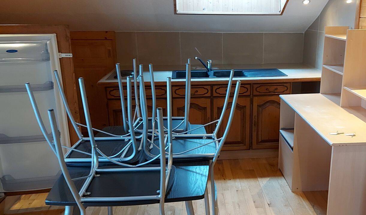 Appartement 1 pièce 28 m² · à Saint-Martin-d'Hères · 28 m² · 650 €