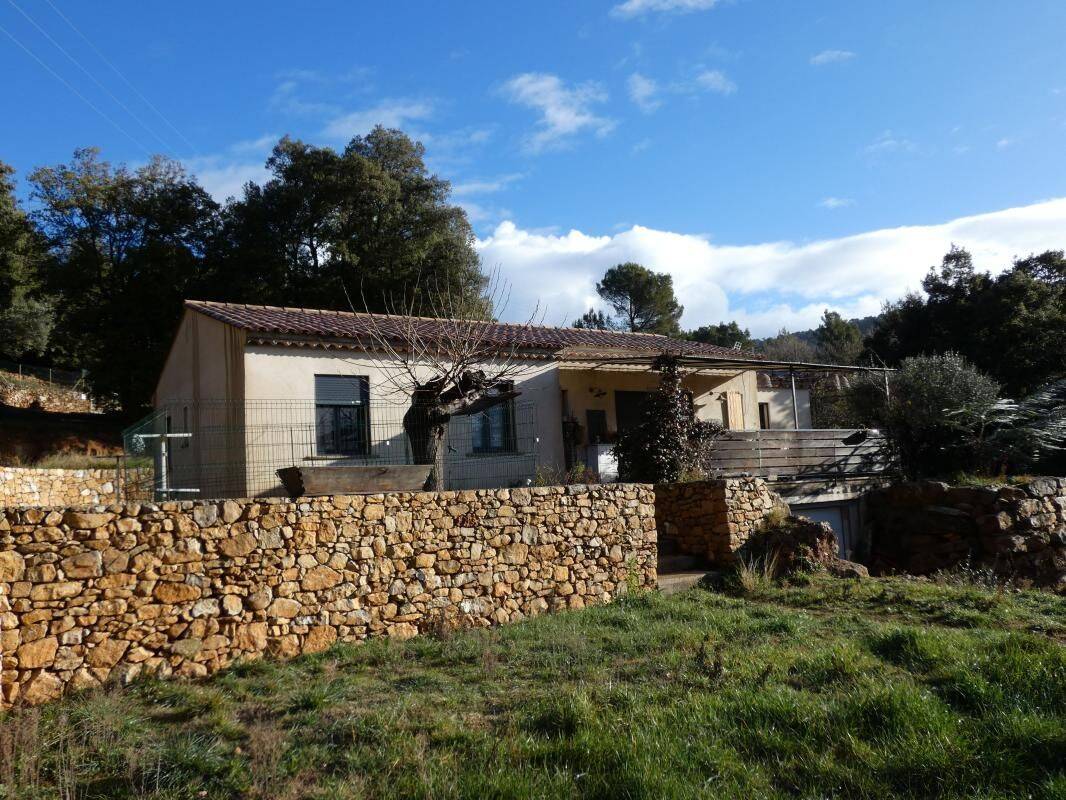 Maison 4 pièces 105 m² · à Aups · 105 m² · 425 000 €